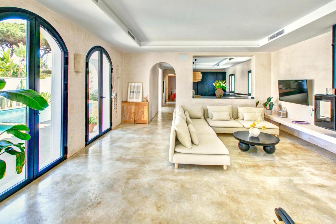 Villa Mas Tranquila - A Stylish Villa With Pool 150 M From The Beach Conil De La Frontera Ngoại thất bức ảnh